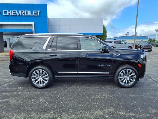 used 2024 GMC Yukon car, priced at $72,692