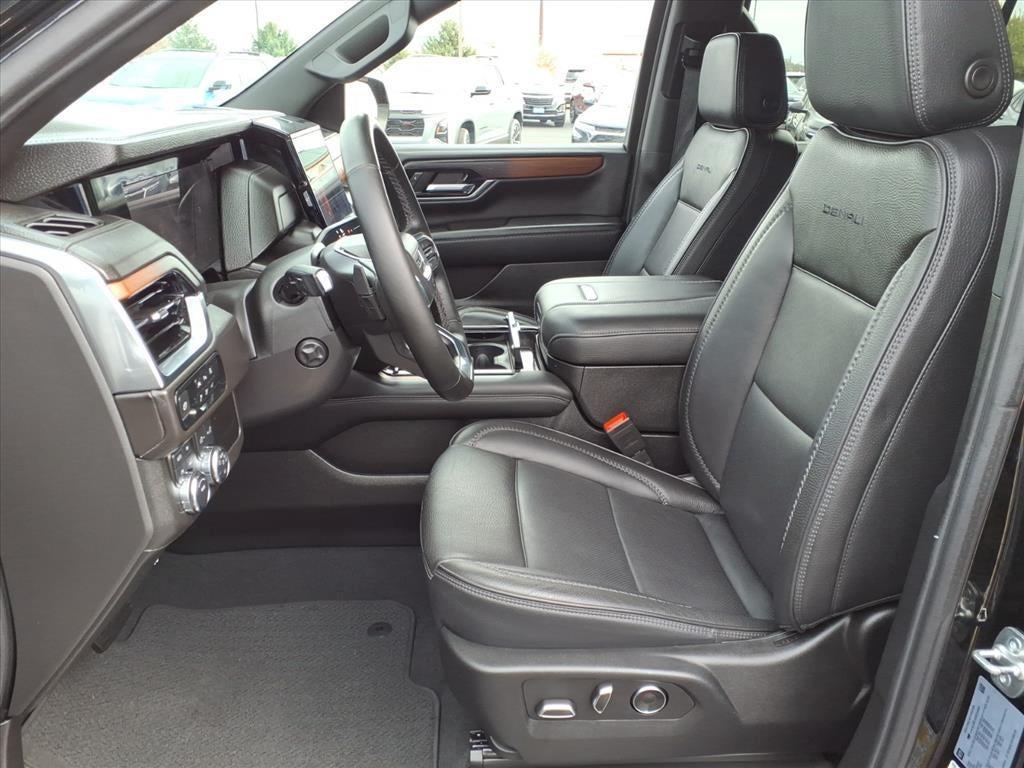 used 2025 GMC Yukon XL car, priced at $76,993