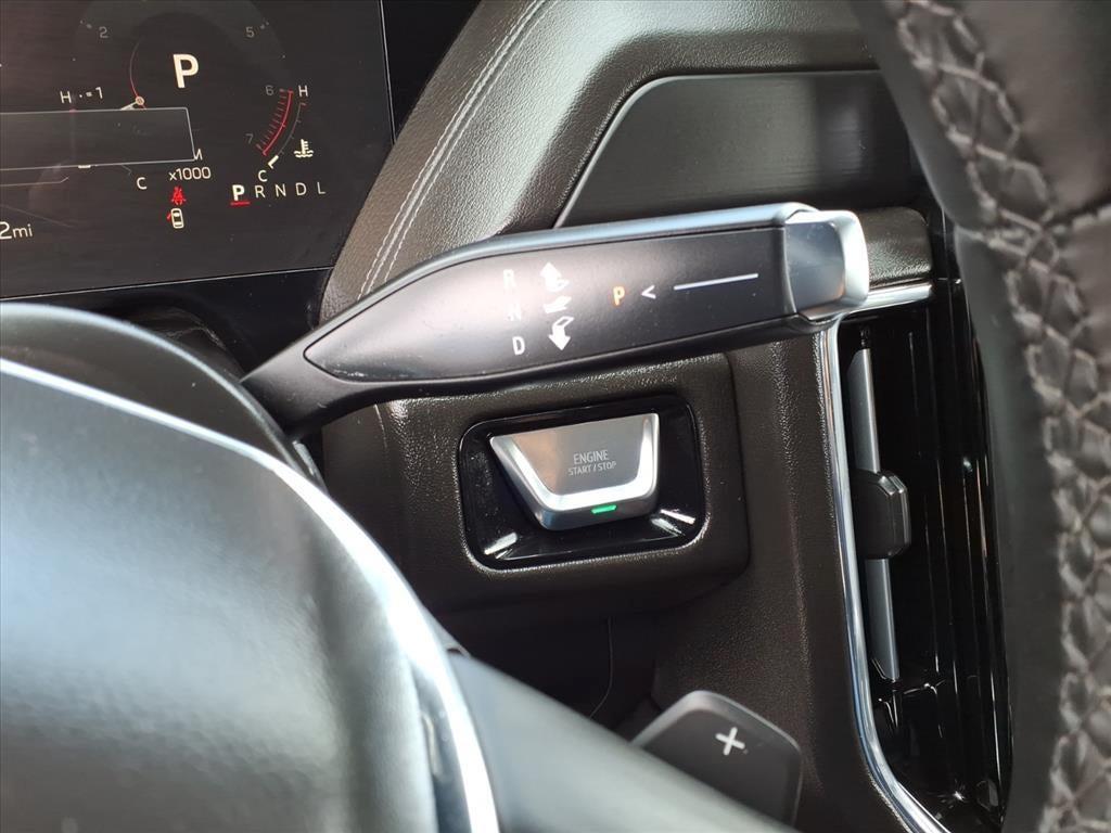 used 2025 GMC Yukon XL car, priced at $76,993