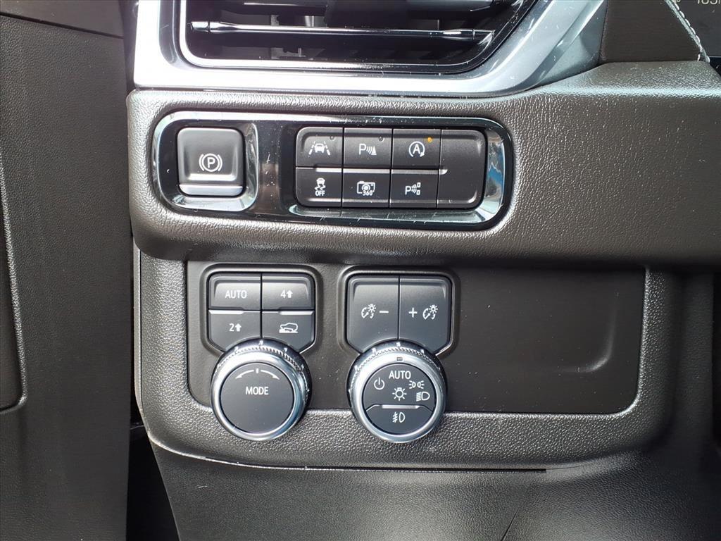 used 2025 GMC Yukon XL car, priced at $76,993