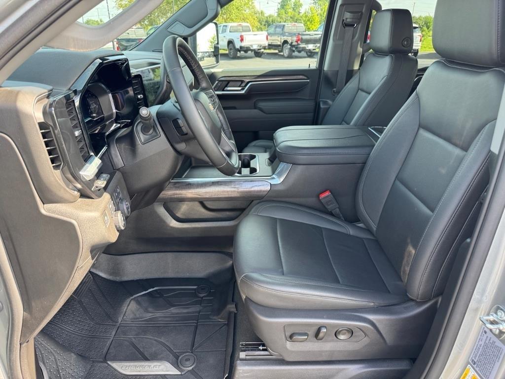 used 2025 Chevrolet Silverado 2500 car, priced at $64,962