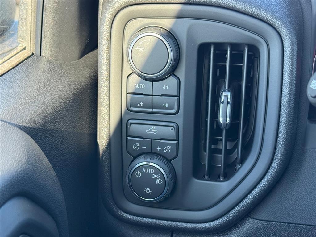 new 2026 Chevrolet Silverado 1500 car, priced at $51,253