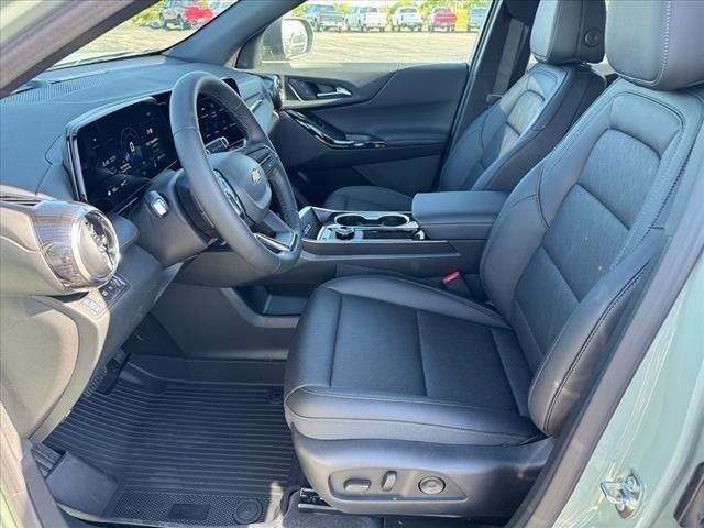 new 2026 Chevrolet Equinox car, priced at $33,795