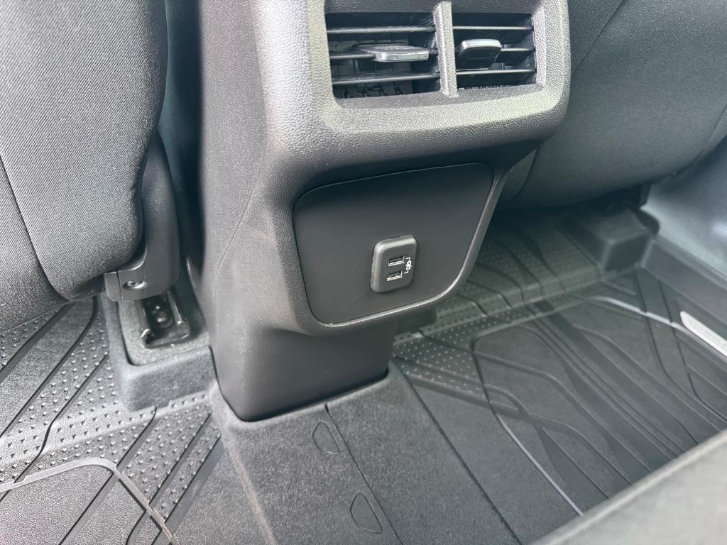 used 2024 Chevrolet Equinox car, priced at $23,991