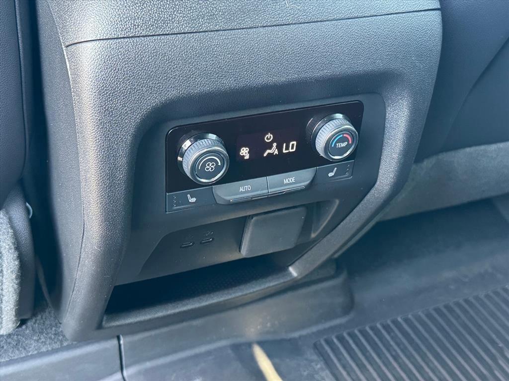 used 2024 Chevrolet Traverse car, priced at $51,962