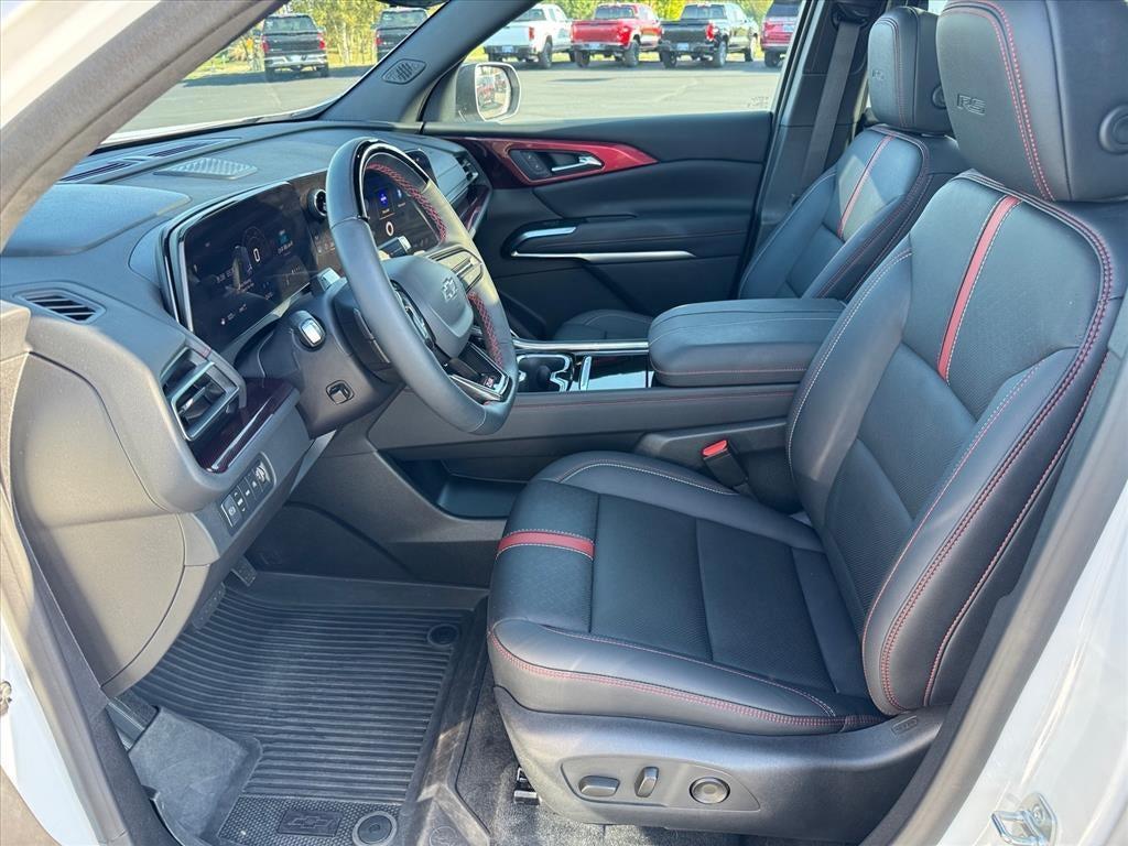 used 2024 Chevrolet Traverse car, priced at $51,962