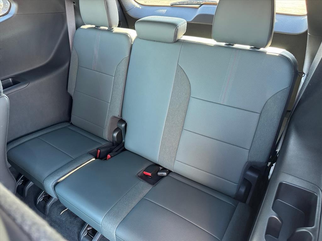 used 2024 GMC Acadia car, priced at $45,876