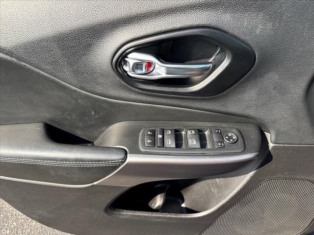 used 2021 Jeep Cherokee car, priced at $19,915