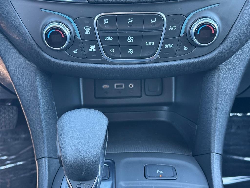 used 2023 Chevrolet Equinox car, priced at $23,986
