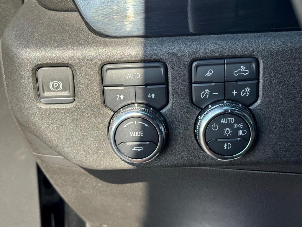used 2023 GMC Sierra 1500 car, priced at $45,923