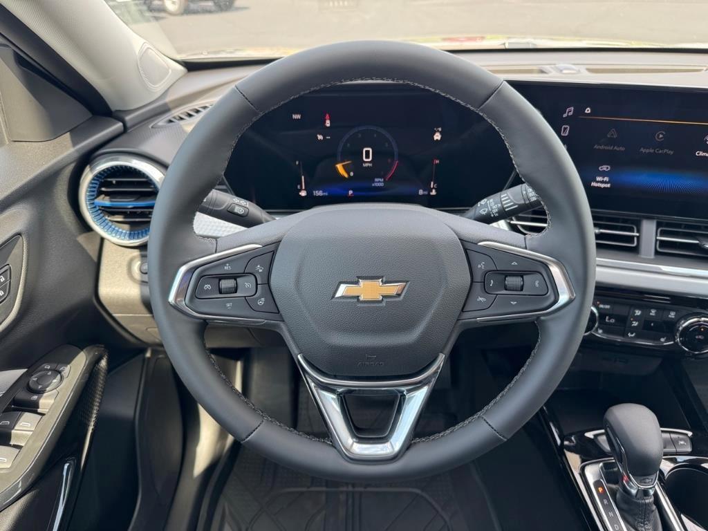 new 2025 Chevrolet Trax car, priced at $24,605