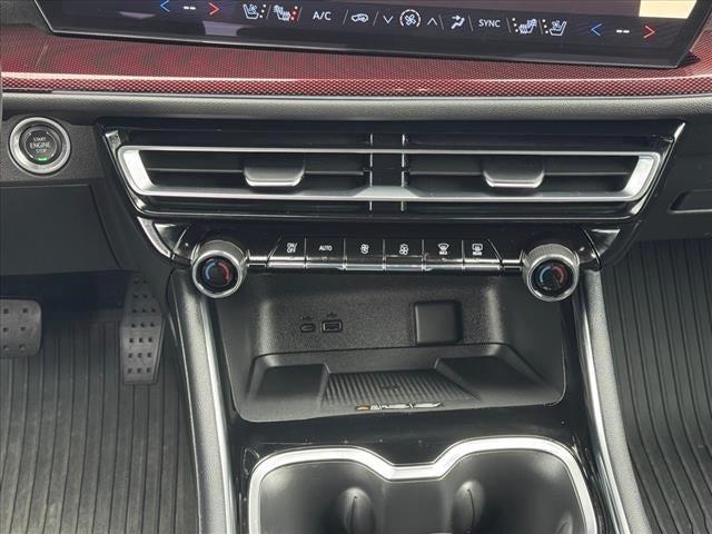used 2024 Chevrolet Traverse car, priced at $53,477