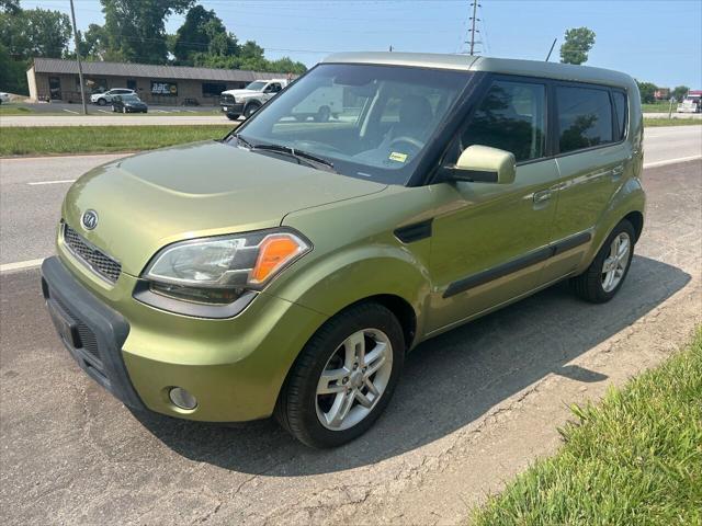 used 2010 Kia Soul car, priced at $6,450