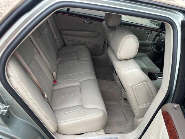 used 2006 Cadillac DTS car, priced at $5,555