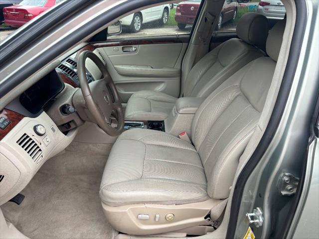 used 2006 Cadillac DTS car, priced at $5,555