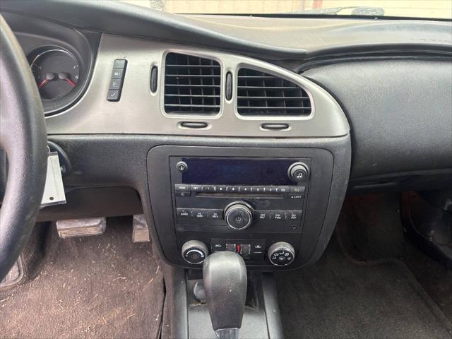 used 2006 Chevrolet Monte Carlo car, priced at $3,450