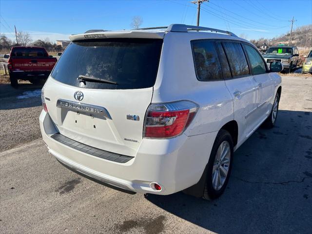 used 2008 Toyota Highlander Hybrid car, priced at $7,450