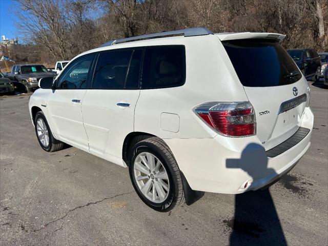 used 2008 Toyota Highlander Hybrid car, priced at $7,450