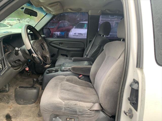 used 2005 Chevrolet Silverado 2500 car, priced at $9,500