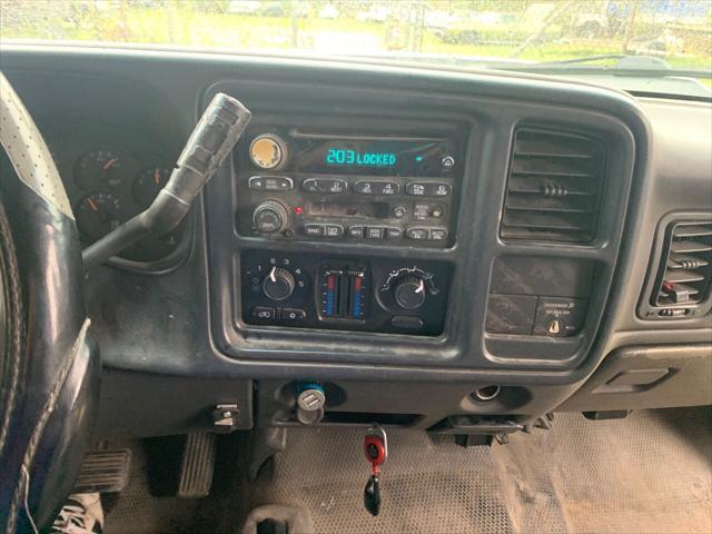 used 2005 Chevrolet Silverado 2500 car, priced at $7,950