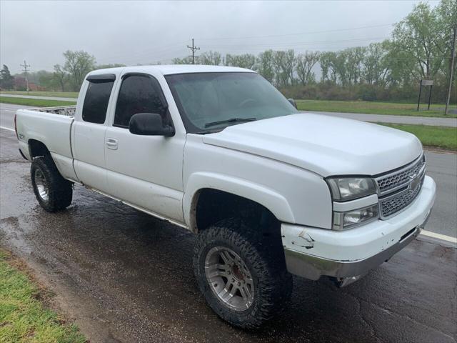 used 2005 Chevrolet Silverado 2500 car, priced at $9,500