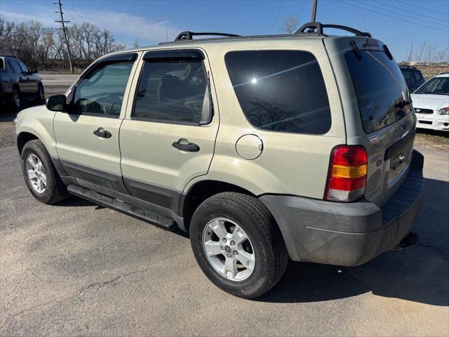 used 2005 Ford Escape car, priced at $3,650