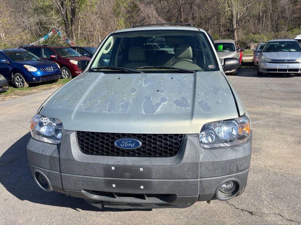 used 2005 Ford Escape car, priced at $3,650