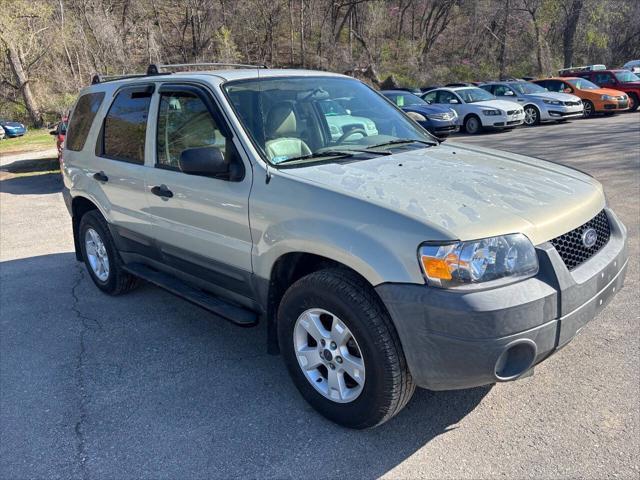 used 2005 Ford Escape car, priced at $3,650