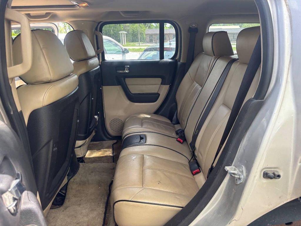 used 2006 Hummer H3 car, priced at $4,950