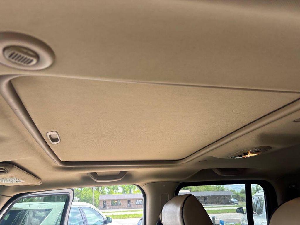 used 2006 Hummer H3 car, priced at $4,950