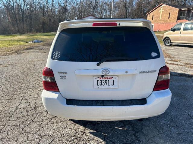 used 2007 Toyota Highlander car, priced at $7,450