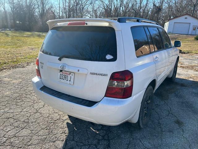 used 2007 Toyota Highlander car, priced at $7,450