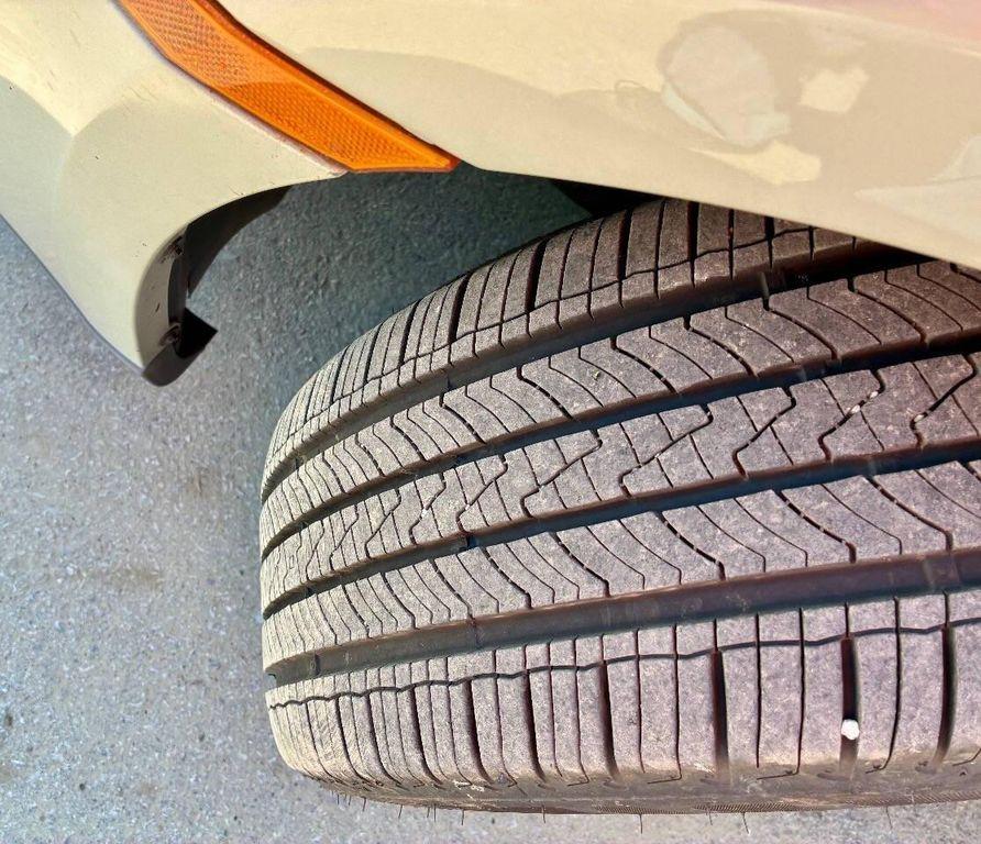 used 2008 Mercury Sable car, priced at $4,950