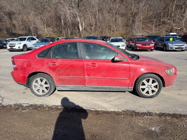 used 2007 Volvo S40 car, priced at $4,650