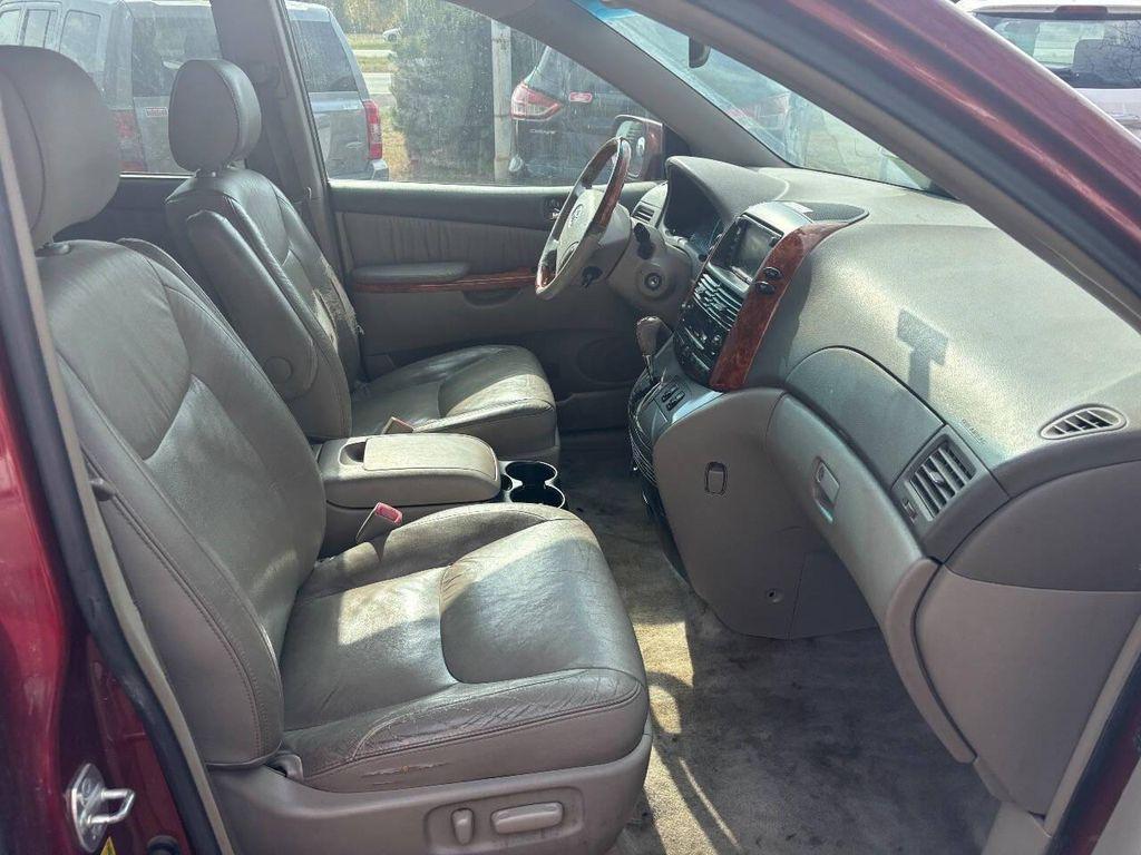 used 2006 Toyota Sienna car, priced at $6,450