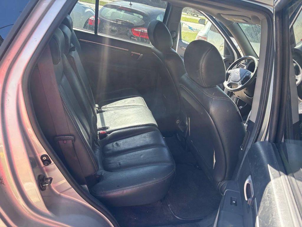 used 2007 Hyundai Santa Fe car, priced at $5,550