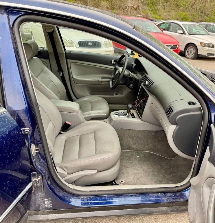 used 2005 Volkswagen Passat car, priced at $3,950