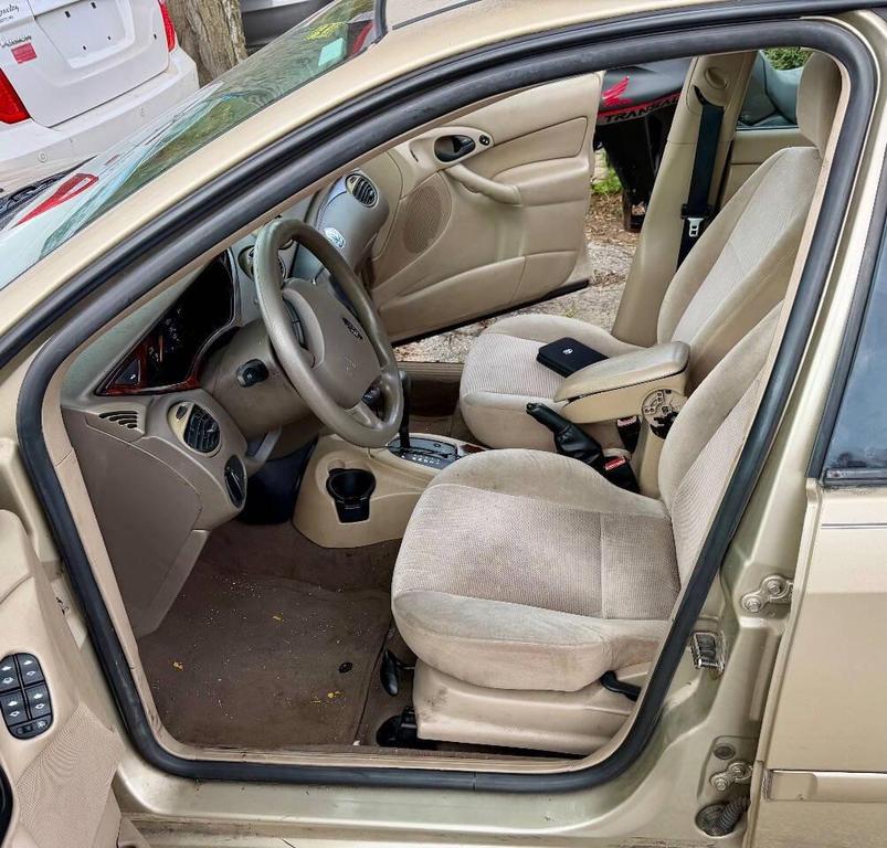 used 2002 Ford Focus car, priced at $4,950