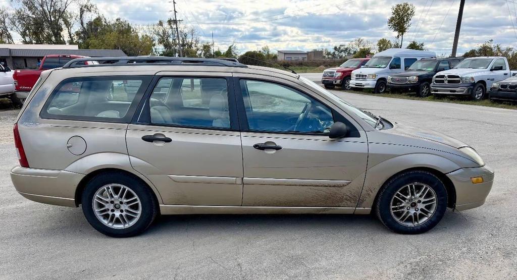 used 2002 Ford Focus car, priced at $4,950