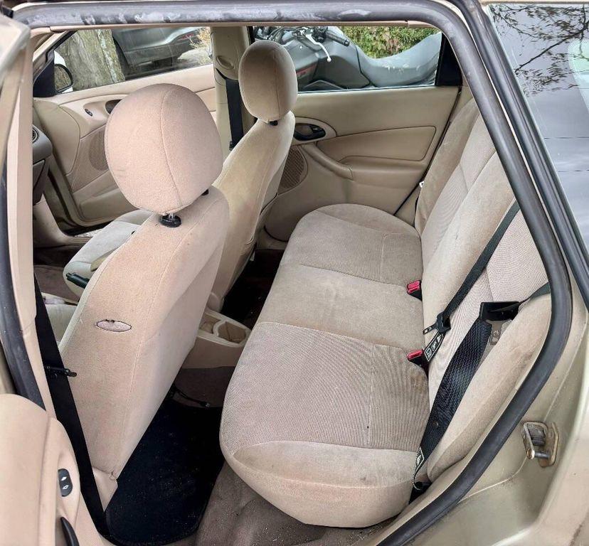 used 2002 Ford Focus car, priced at $4,950