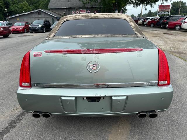 used 2006 Cadillac DTS car, priced at $5,555