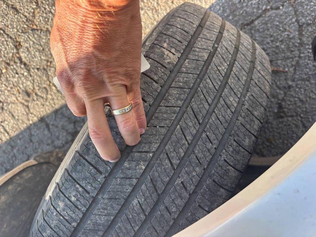 used 1999 Cadillac Seville car, priced at $3,950