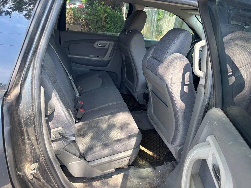 used 2011 Chevrolet Traverse car, priced at $2,950