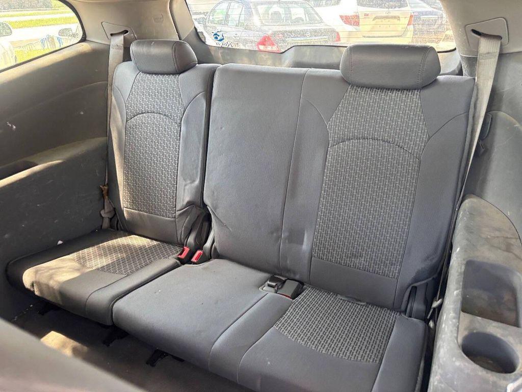 used 2011 Chevrolet Traverse car, priced at $2,950