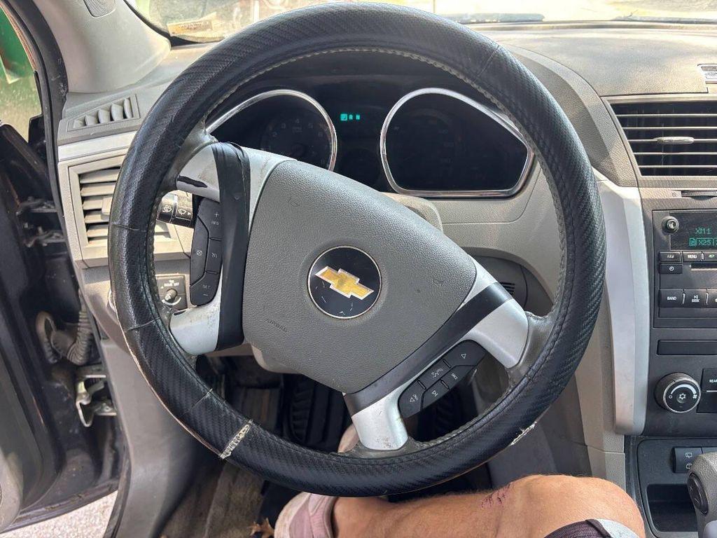 used 2011 Chevrolet Traverse car, priced at $2,950