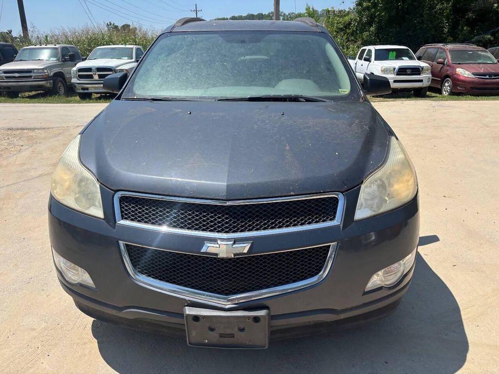 used 2011 Chevrolet Traverse car, priced at $2,950