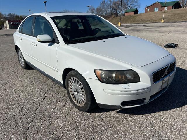 used 2004 Volvo S40 car, priced at $4,950