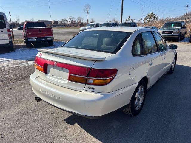 used 2001 Saturn L car, priced at $3,650