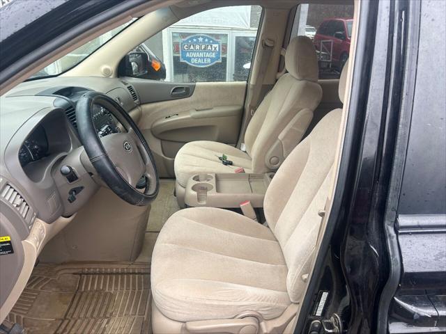 used 2006 Kia Sedona car, priced at $4,500