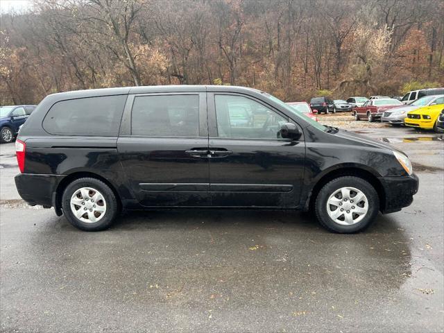 used 2006 Kia Sedona car, priced at $4,500